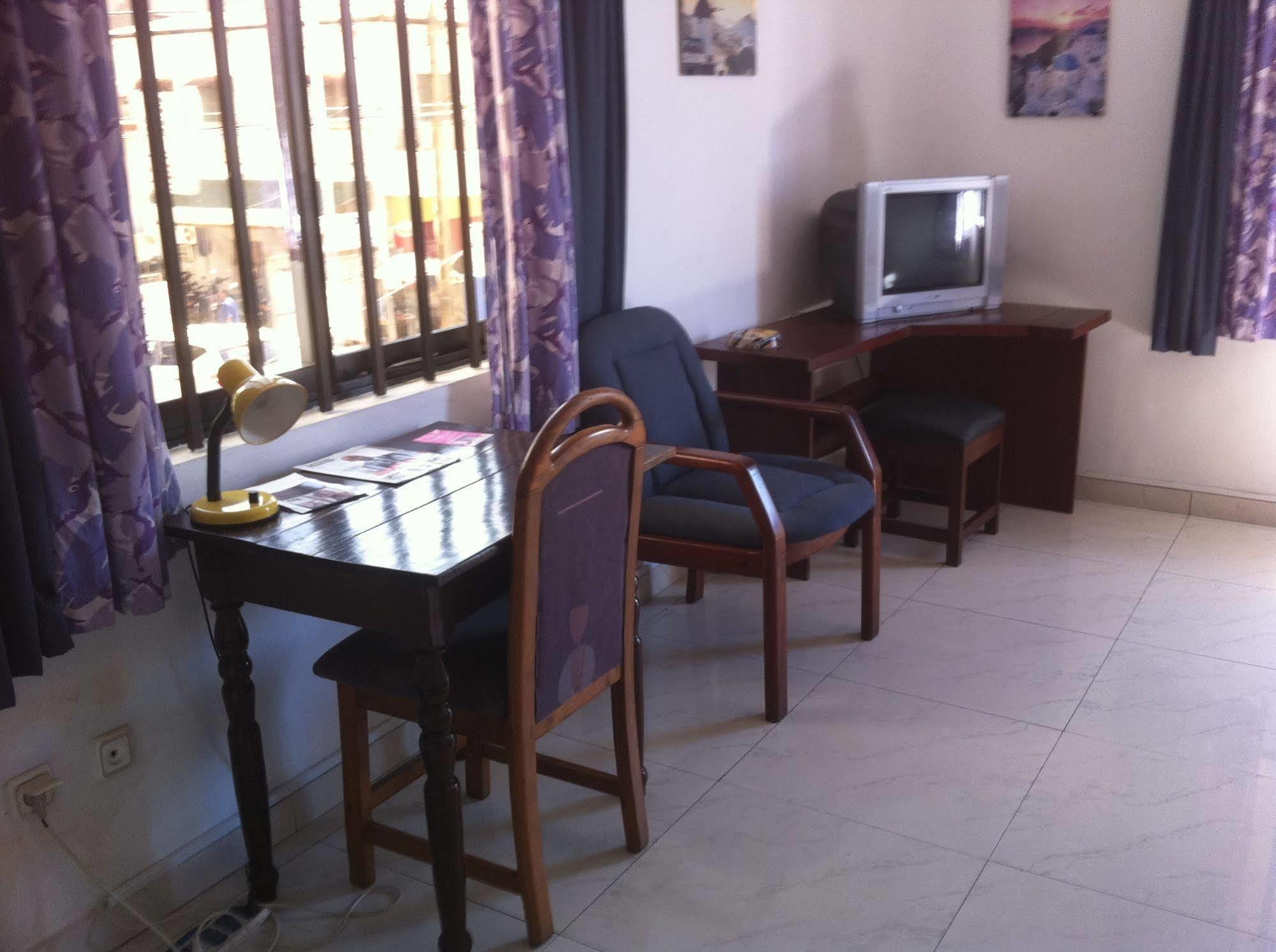 Acropole Hotel Cotonou Eksteriør bilde